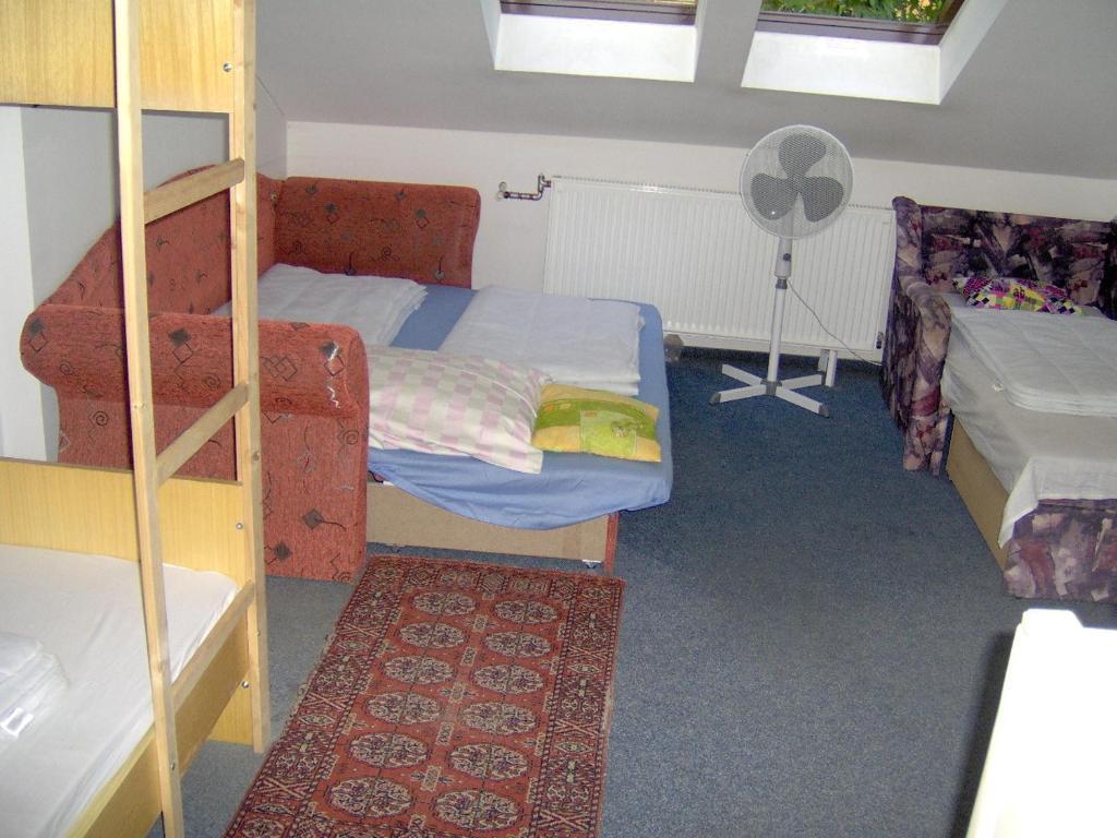 Ifi Hostel Pécs Pokój zdjęcie